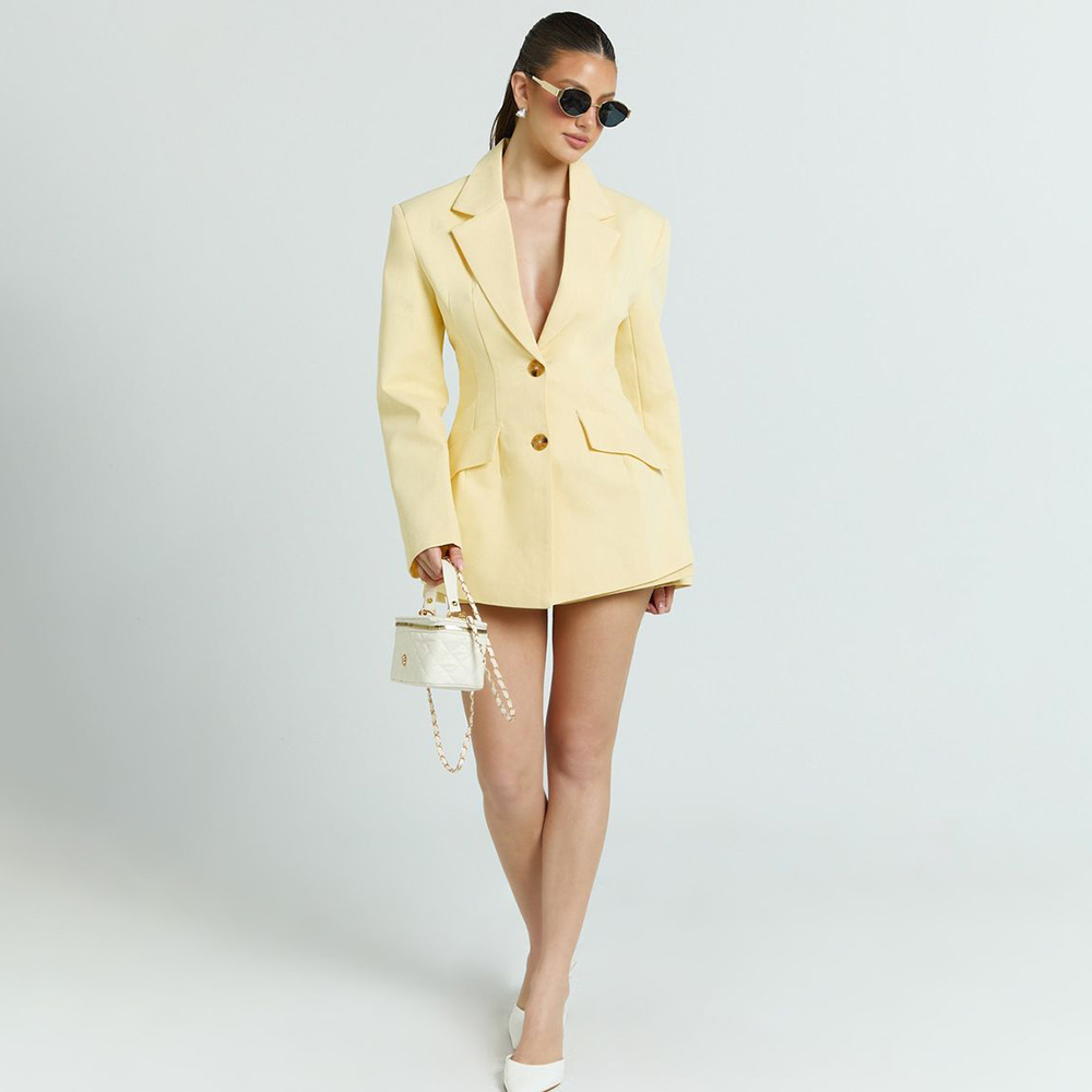 Yellow Formal Wear Women - طقم بدلة نسائية من قطعتين بلون