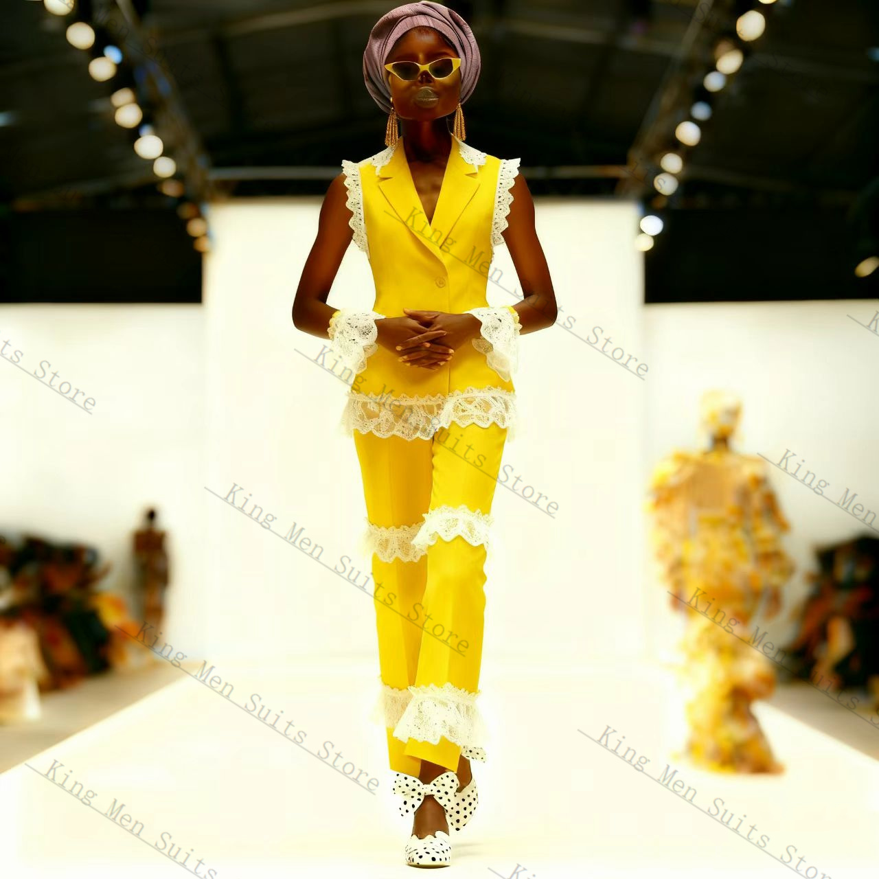 Yellow Formal Wear Women - الأصفر الأبيض الدانتيل المرأة البدلة مجموعة