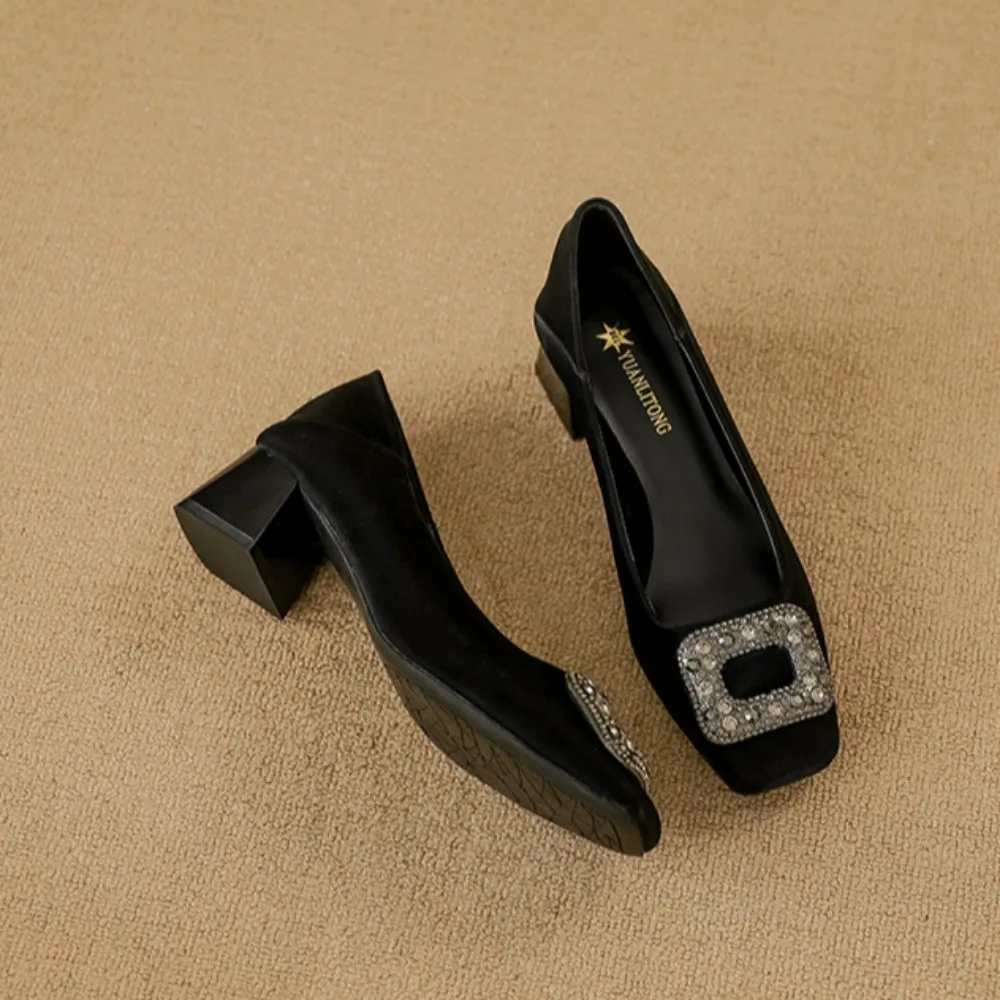 أحذية نسائية بكعب عالٍ 2026، أ - مراجعة Women Formal Wear With Shoes وسعره